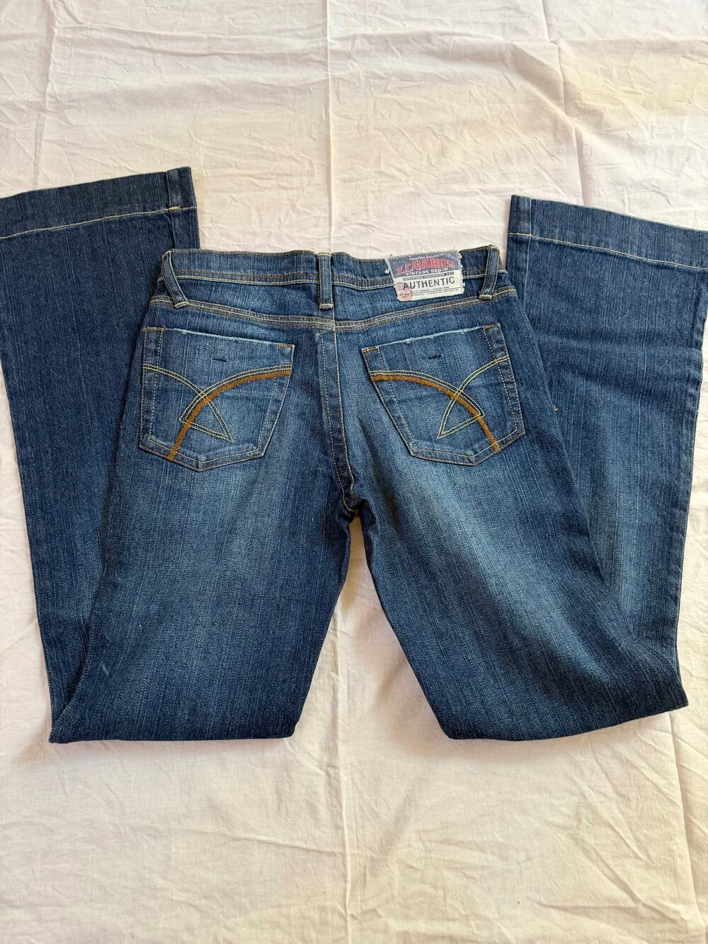 Y2K Women's Z. Cavaricci Vintage Denim Flare Jeans Size 3 Curved Pocket Stitch